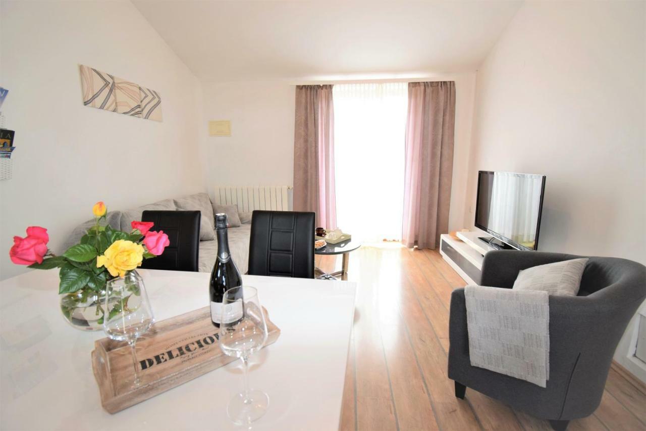 Apartment Vita 沃德年 外观 照片